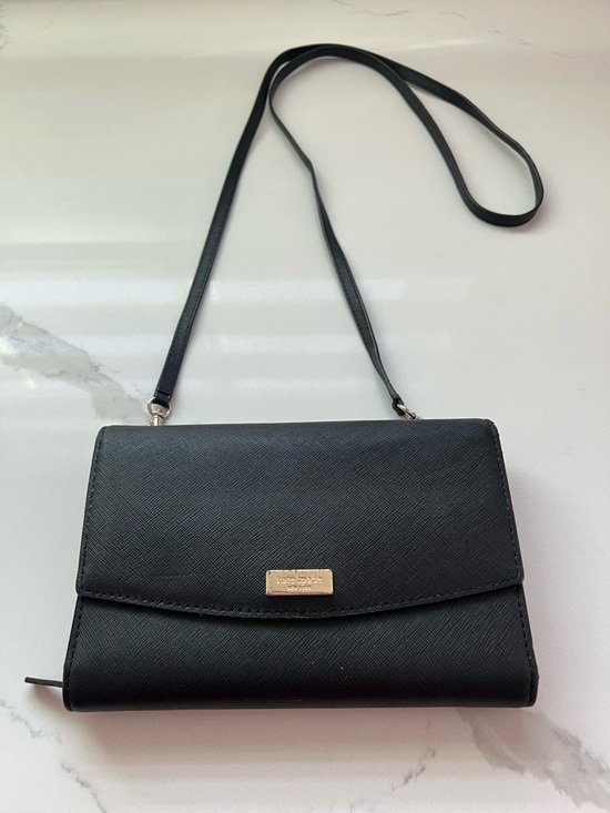 kate spade Handbags - Kate Spade Laurel Way Winni Black Saffiano Leather Crossbody Clutch Wallet